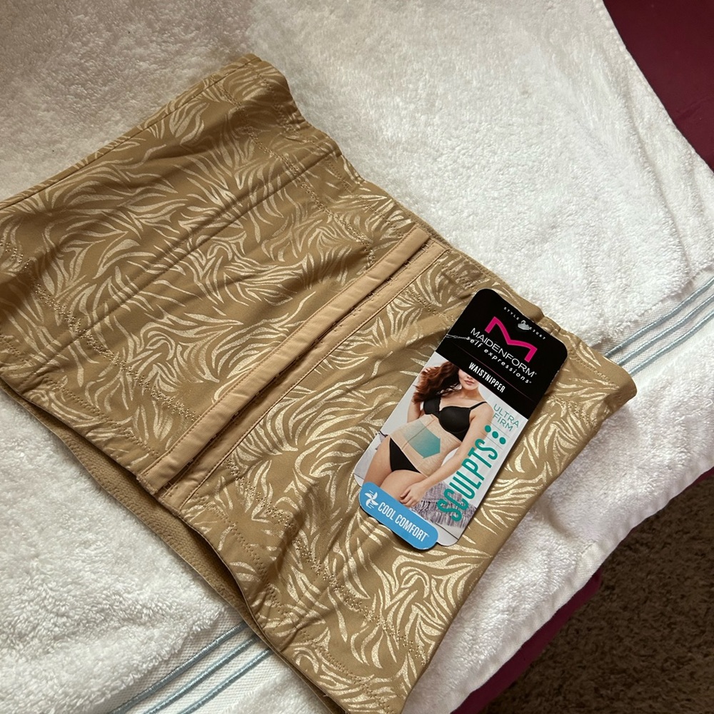 Maidenform waist nipper